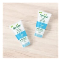 ژل شستشو صورت سیمپل Water Boost