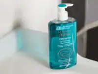 ژل شستشو صورت اون Cleanance