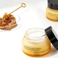 کرم آبرسان و روشن کننده پوست کوزارکس Propolis Light