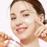 کرم مرطوب کننده مدی کیوب Triple Collagen