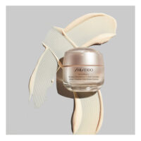 کرم دور چشم GINZA TOKYO