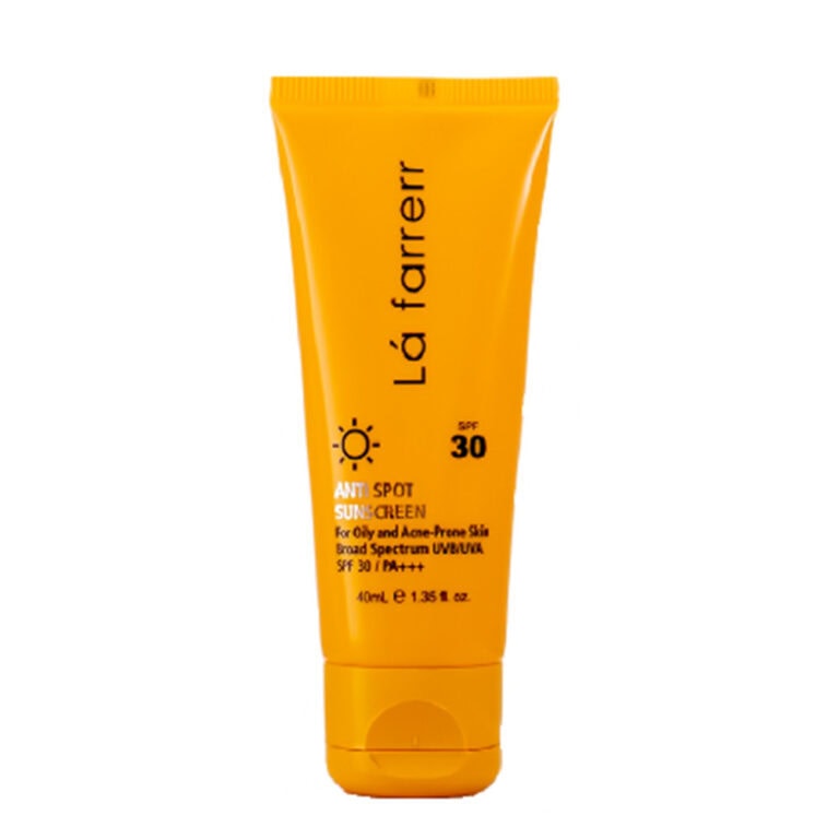 ضدآفتاب بی رنگ لافارر پوست چرب spf30